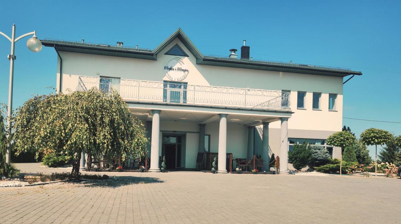 Maka I Magia Obiady Domowe Hotel Zambrow Dış mekan fotoğraf